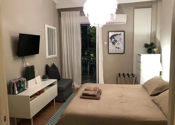 Downtown 37sm, Sunny & Refurbished סלוניקי