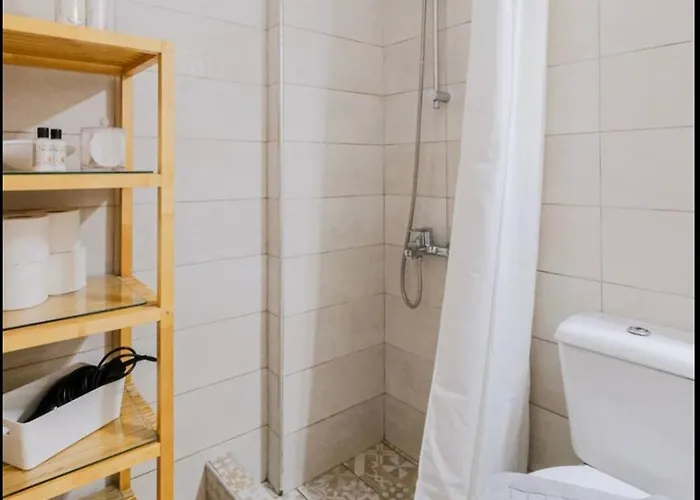 Διαμέρισμα Downtown 37sm, Sunny & Refurbished