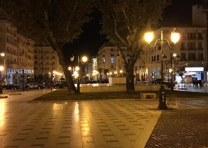 Downtown 37sm, Sunny & Refurbished Διαμέρισμα Θεσσαλονίκη