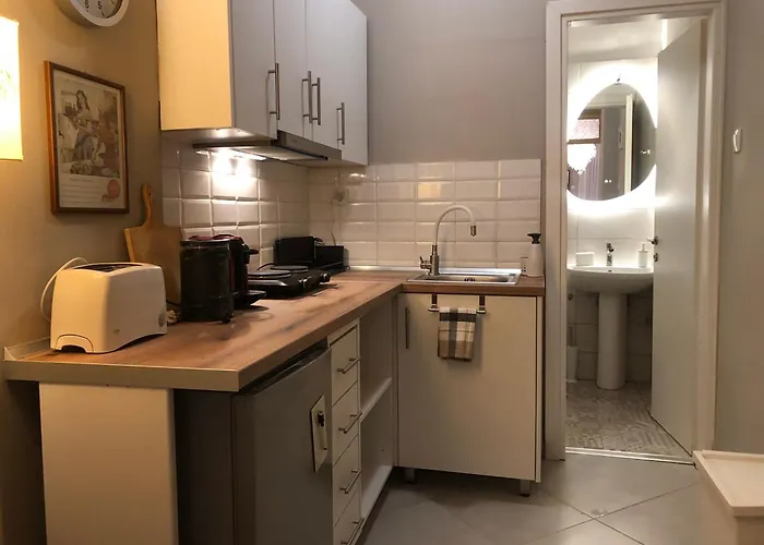 Downtown 37sm, Sunny & Refurbished * סלוניקי