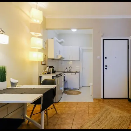 Downtown 37sm, Sunny & Refurbished * Салоники